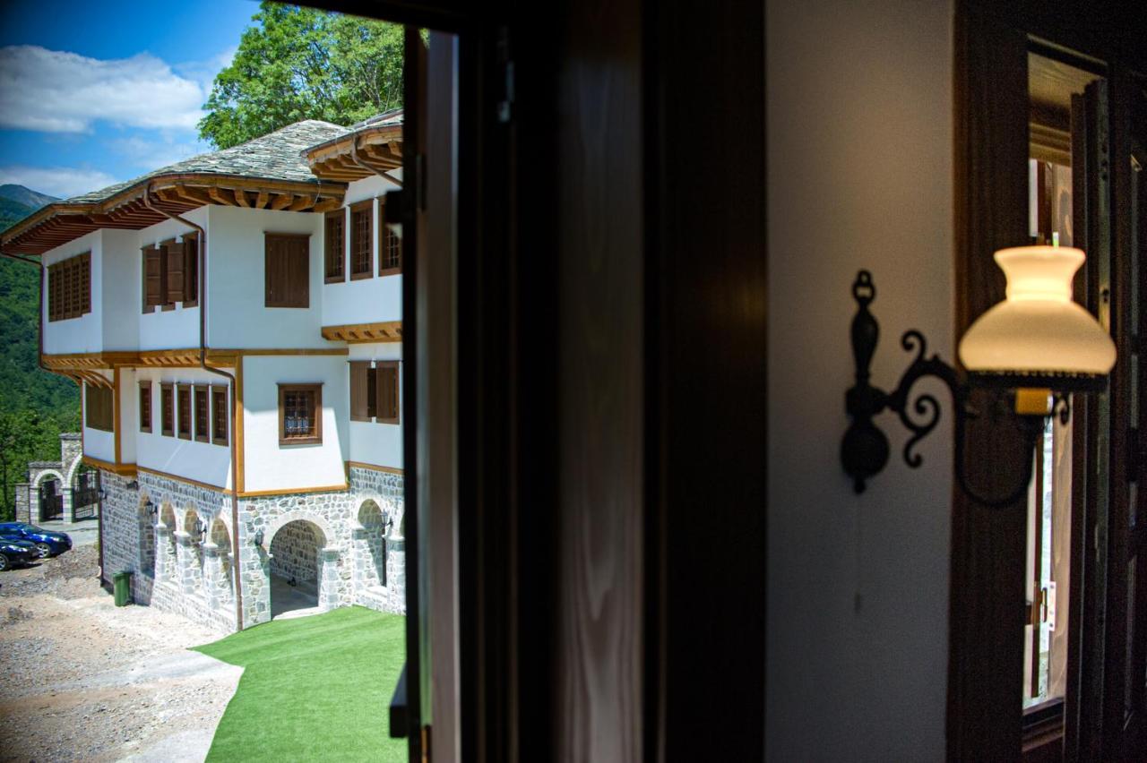 Guest Mansion, Гостински Палат Rostusa Zewnętrze zdjęcie
