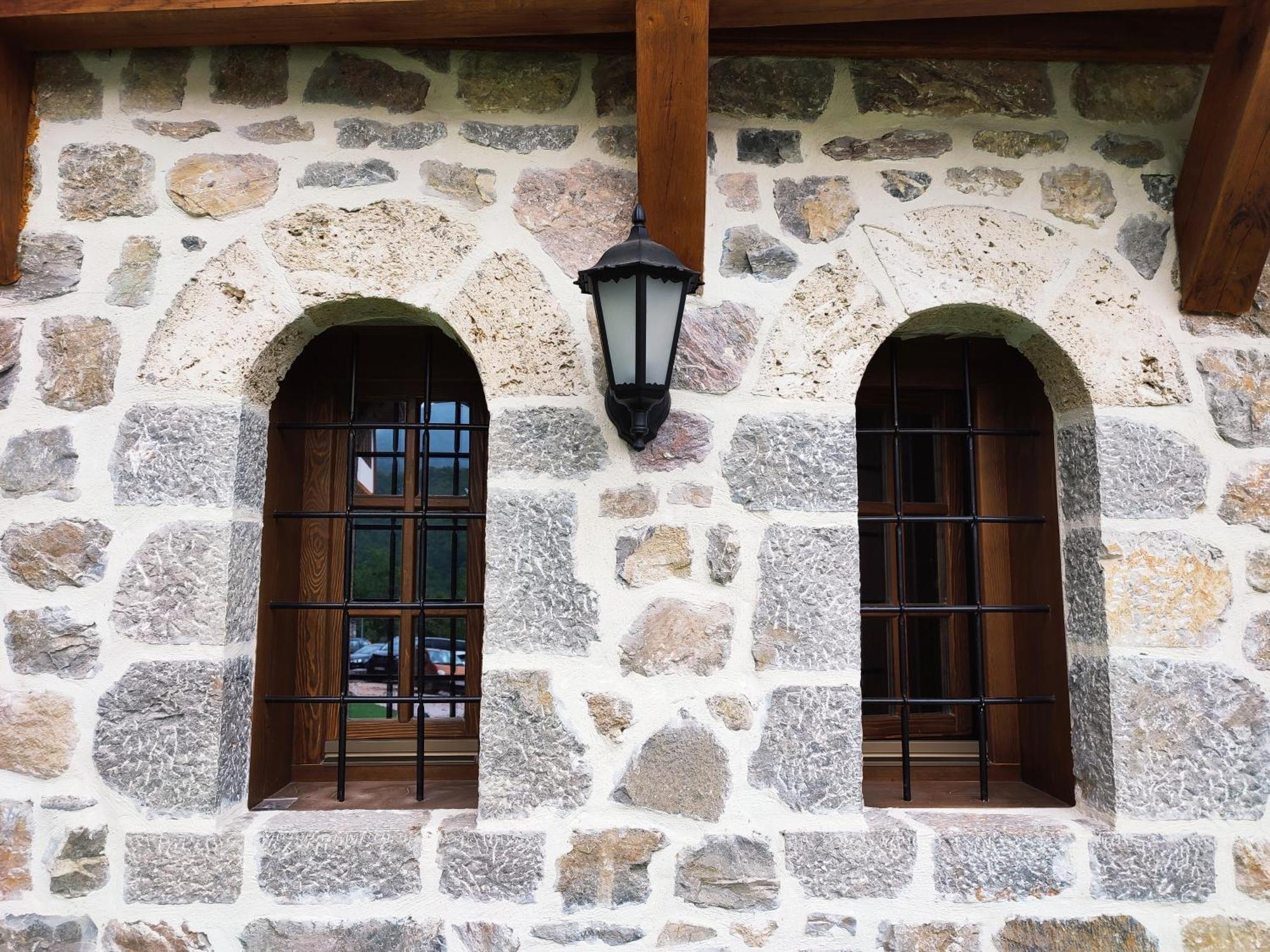 Guest Mansion, Гостински Палат Rostusa Zewnętrze zdjęcie
