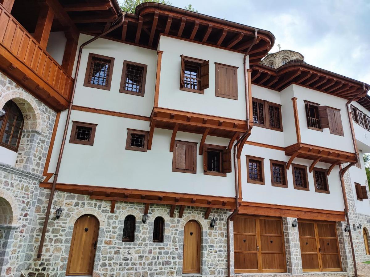 Guest Mansion, Гостински Палат Rostusa Zewnętrze zdjęcie