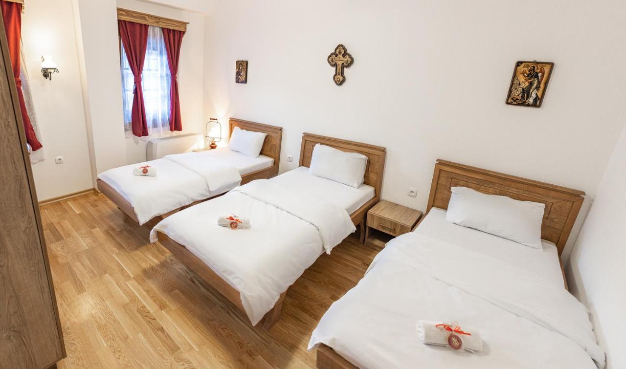 Guest Mansion, Гостински Палат Rostusa Zewnętrze zdjęcie
